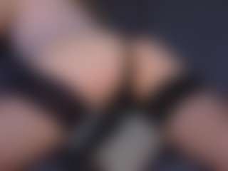 Live cam show with Eva - Blue Eyes on xblisslive.com