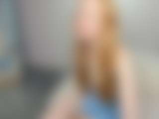 EmelineHiller's Live Sex Cam Show