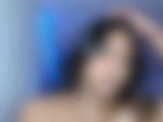 Show en direct avec Emilyadams6 - Tiny Tits sur Camsoda