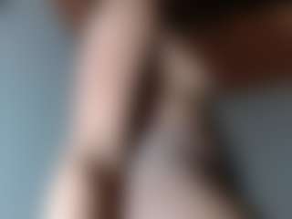 Live cam show with Emilyadams6 - Big Balls on Camming Site
