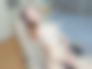 Live cam show with IsauraBrassil - Fetish on Camming Site