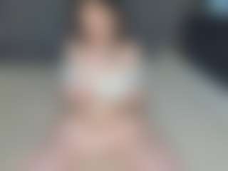 IsauraBrassil's Live Sex Cam Show