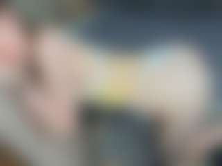 Live cam show with IsauraBrassil - Blue Eyes on Camsoda