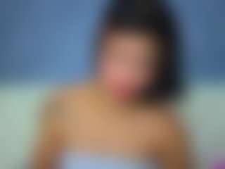 malia-fooxx's Live Sex Cam Show