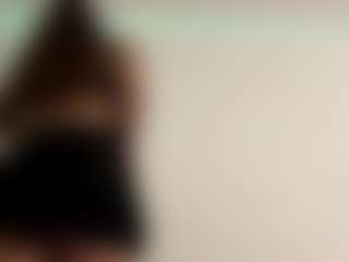 Live cam show with Alisa - Genital Piercings on Camsoda