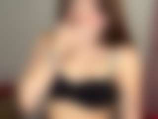 Live cam show with Alisa - Genital Piercings on Instabang