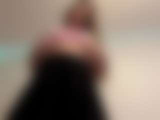 Live cam show with Alisa - Genital Piercings on SinfulBabes