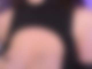Live cam show with oopsieboobsie - Tittyfuck on Dare Cams