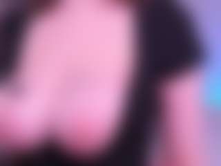 Live cam show with oopsieboobsie - Tittyfuck on Fit Hotties