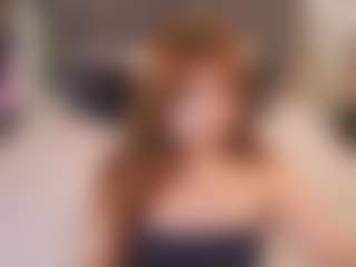 Live cam show with RosaAmour - Red Hair on CamSextacy