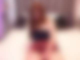 Live cam show with RosaAmour - Ass Clapping on TastyBlacksLive
