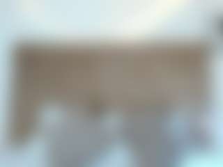 Live cam show with Atenea-Evans - Thin on Camiplay Live