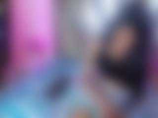 Live cam show with casey-lorens - Ebony Petite on Chatstar