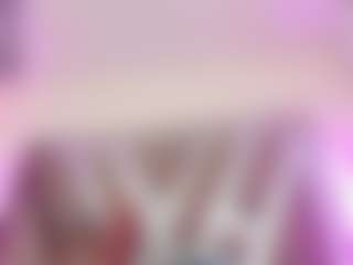 Live cam show with casey-lorens - Black Petite on Camsoda