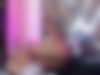 Live cam show with casey-lorens - Ebony Petite on Camsoda