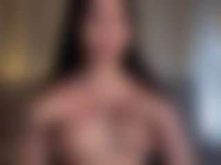 Agnes's Live Sex Cam Show