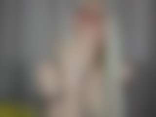 Live cam show with EveliaHeerdt - Bedroom on Camsoda