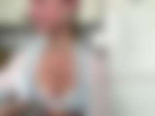 Live cam show with KaelithHale - Skinny White on Soda Cam