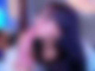 kiara-layla's Live Sex Cam Show
