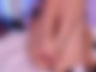 kiara-layla's Live Sex Cam Show