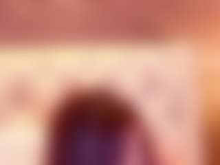 Live cam show with kiara-layla - Drinking on Camsoda