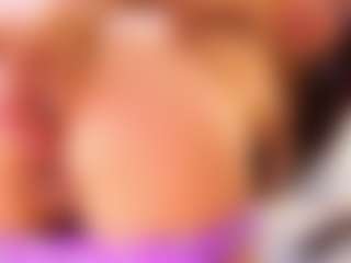 kiara-layla's Live Sex Cam Show