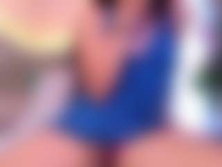Live cam show with kiara-layla - Thin on Camsoda