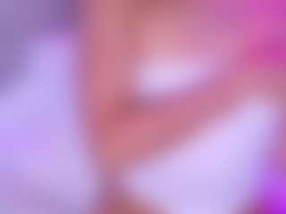 kiara-layla's Live Sex Cam Show