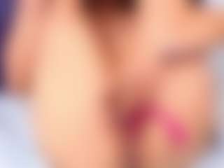 kiara-layla's Live Sex Cam Show