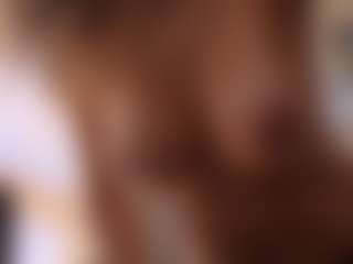 Live cam show with Latinvenus - Amateur on Camsoda