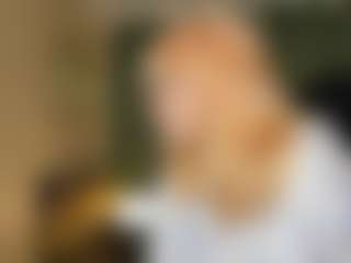 Live cam show with LilySpark - Gray Eyes on Milfs Live