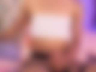 luna-issy's Live Sex Cam Show