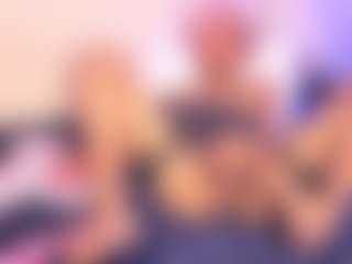 luna-issy's Live Sex Cam Show