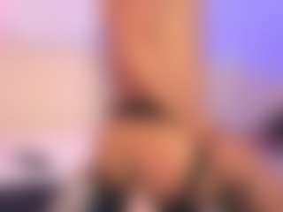 luna-issy's Live Sex Cam Show