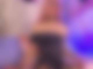 luna-issy's Live Sex Cam Show
