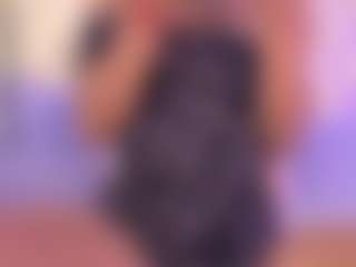 luna-issy's Live Sex Cam Show