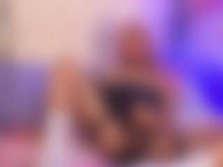 luna-issy's Live Sex Cam Show