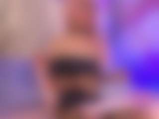 luna-issy's Live Sex Cam Show