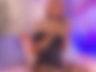 luna-issy's Live Sex Cam Show