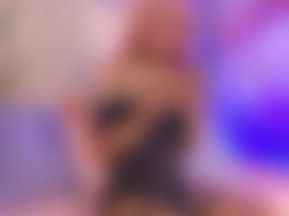 luna-issy's Live Sex Cam Show