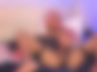 luna-issy's Live Sex Cam Show