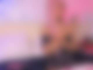 luna-issy's Live Sex Cam Show