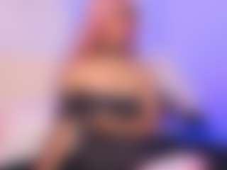 luna-issy's Live Sex Cam Show