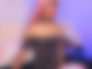 luna-issy's Live Sex Cam Show
