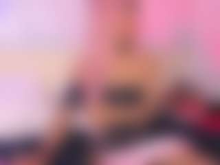 luna-issy's Live Sex Cam Show