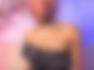 luna-issy's Live Sex Cam Show
