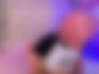 luna-issy's Live Sex Cam Show