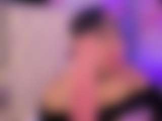luna-issy's Live Sex Cam Show