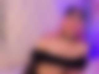 luna-issy's Live Sex Cam Show