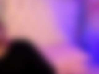 luna-issy's Live Sex Cam Show